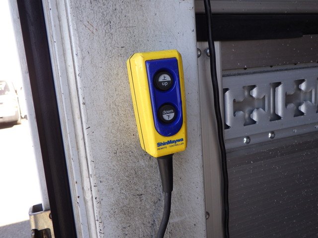 三菱 2KG-FY62FY アルミウィング 4t超10t未満 ワイド