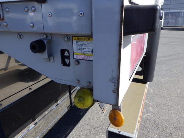 イスズ 2PG-CYL77C アルミウィング 10t超