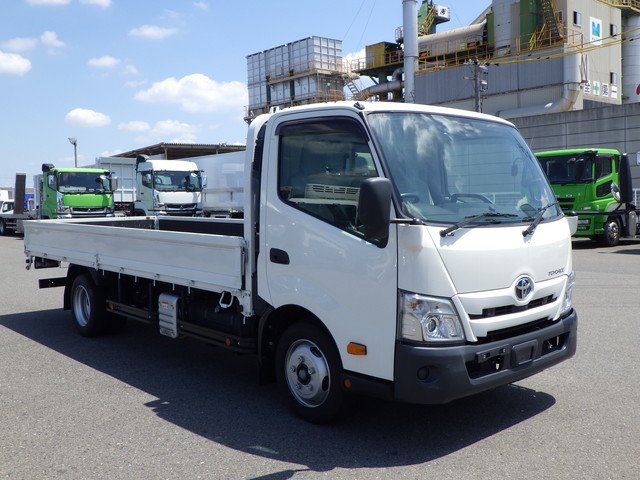 トヨタ 2KG-XZU720 平ボディ 1t以上4t未満 標準