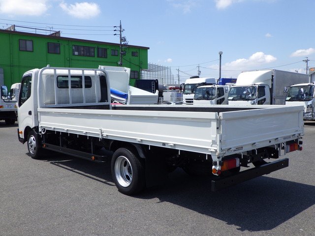 トヨタ 2KG-XZU720 平ボディ 1t以上4t未満 標準