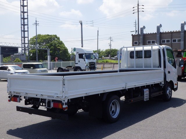 トヨタ 2KG-XZU720 平ボディ 1t以上4t未満 標準