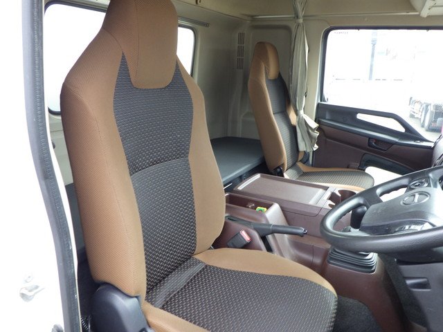 日野 2KG-FD2ABG 冷凍車 4t ワイド