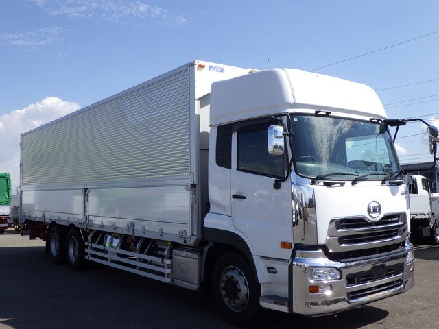 日産UD QPG-CD5ZA アルミウィング 10t超
