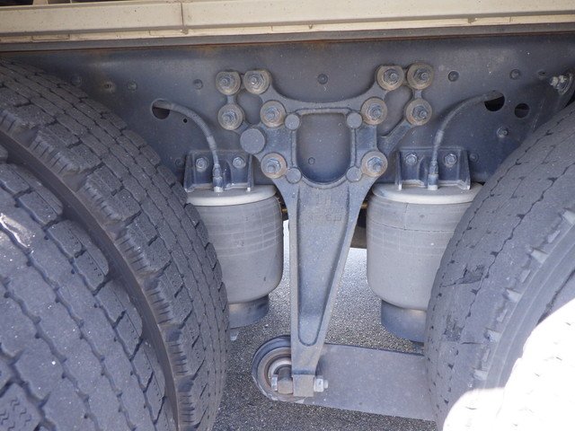 日産UD QPG-CD5ZA アルミウィング 10t超