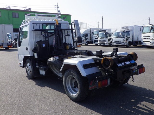 イスズ 2RG-NKR88AN アームロール 1t以上4t未満 標準