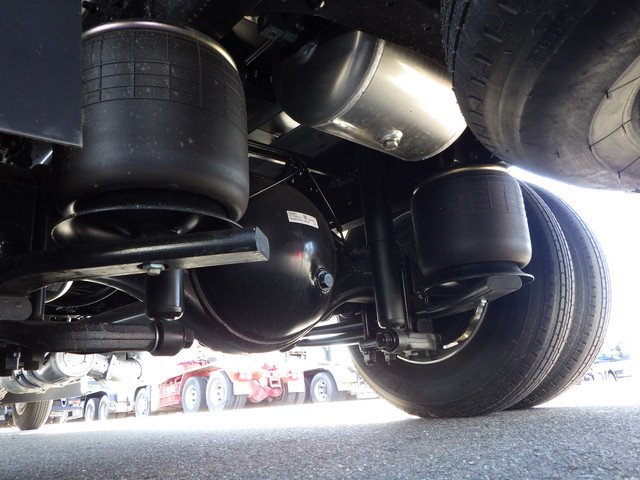 三菱 2KG-FK65F アルミウィング 4t ワイド