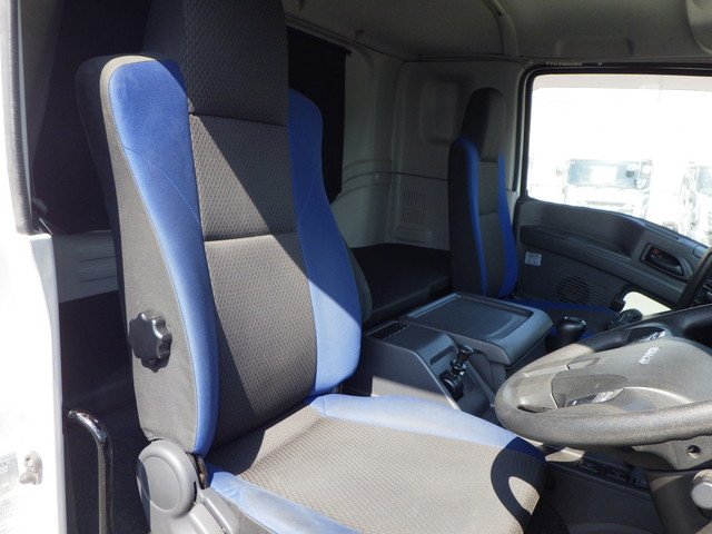 イスズ QPG-CYL77BA 冷凍車 10t超