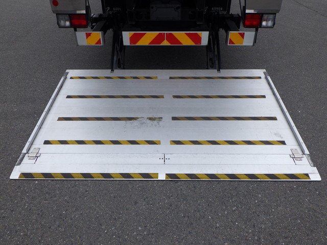 日野 2KG-FC2ABA バン 4t ワイド