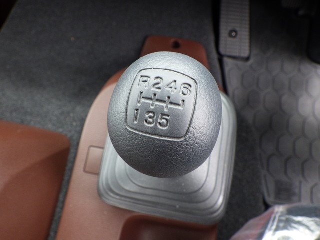 日野 2KG-FE2ACA クレーン４段 4t超10t未満 標準