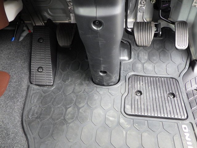 日野 2KG-FE2ACA クレーン４段 4t超10t未満 標準