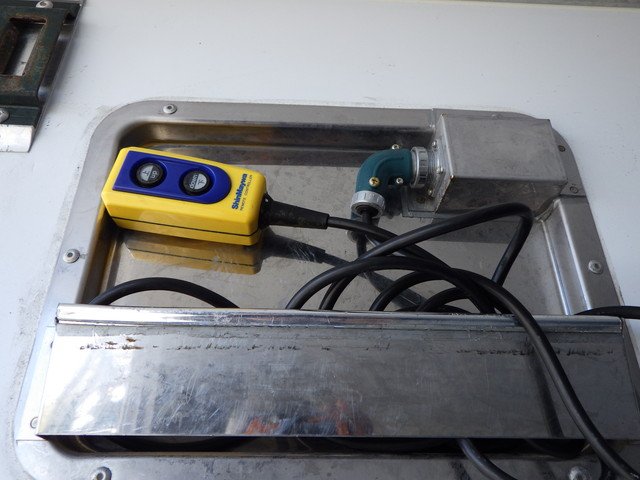 イスズ 2PG-FSR90T2 冷凍車 4t超10t未満 ワイド