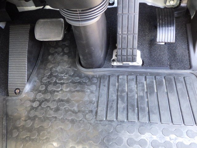 三菱 2KG-FK62FZ クレーン４段 4t超10t未満 ワイド