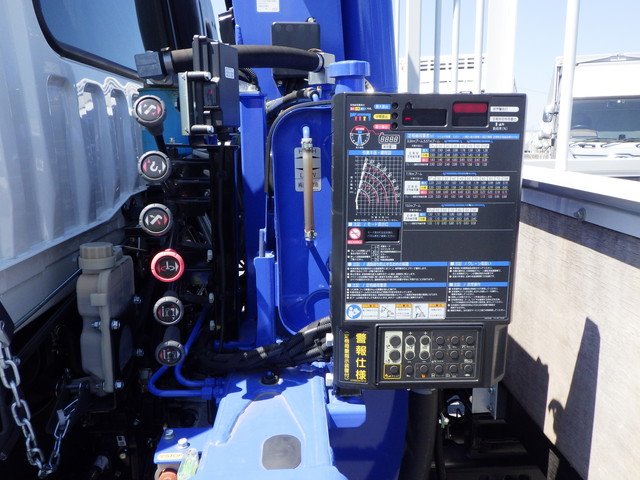 三菱 2KG-FK62FZ クレーン４段 4t超10t未満 ワイド