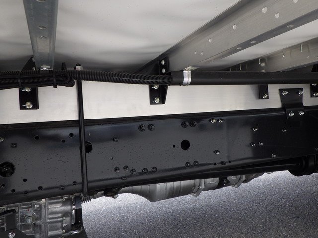 三菱 2KG-FK65F アルミウィング 4t ワイド