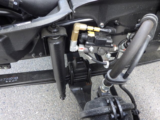 三菱 2KG-FK65F 平ボディ 4t ワイド